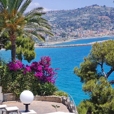 Villa Christele Sanremo Exterior photo